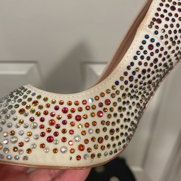 Rhinestone Pumps Size 8.5 - Picture 9 of 9